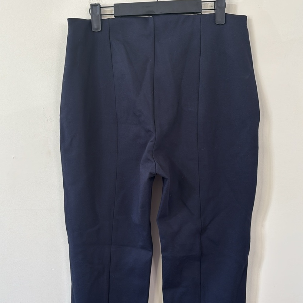 NWT Quince Ultra-Stretch Ponte Pintuck Ankle Pants Black Size Large - Picture 7 of 10